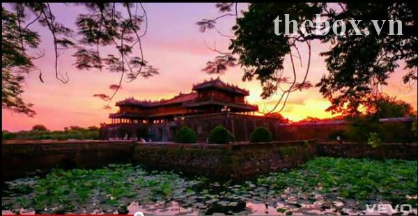 hinh anh dai noi hue xuat hien trong mv cua karmin 9453